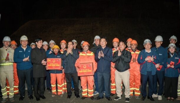 Thủ tướng phát động “Chiến dịch Đông Khê 2026” hoàn thành trục cao tốc trọng điểm vùng Đông Bắc