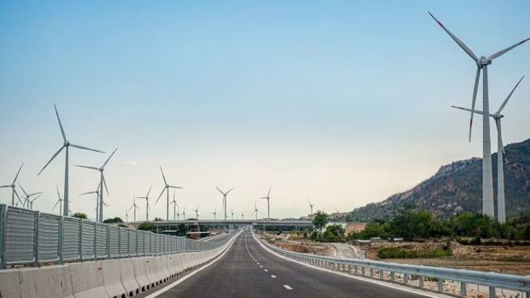 Khi các nguồn lực cùng tham gia phát triển hạ tầng quốc gia