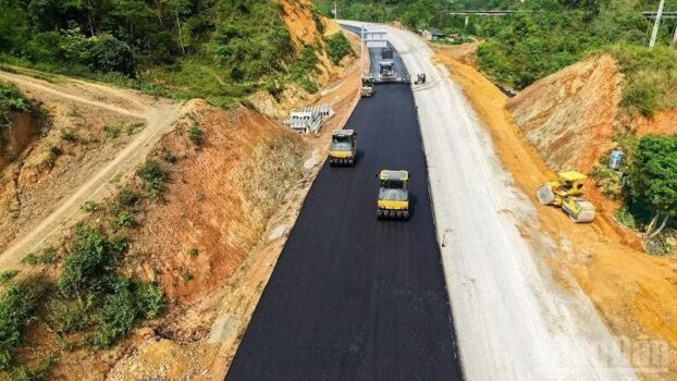 Tận dụng từng giờ phút, thi công hai tuyến cao tốc qua Cao Bằng, Lạng Sơn